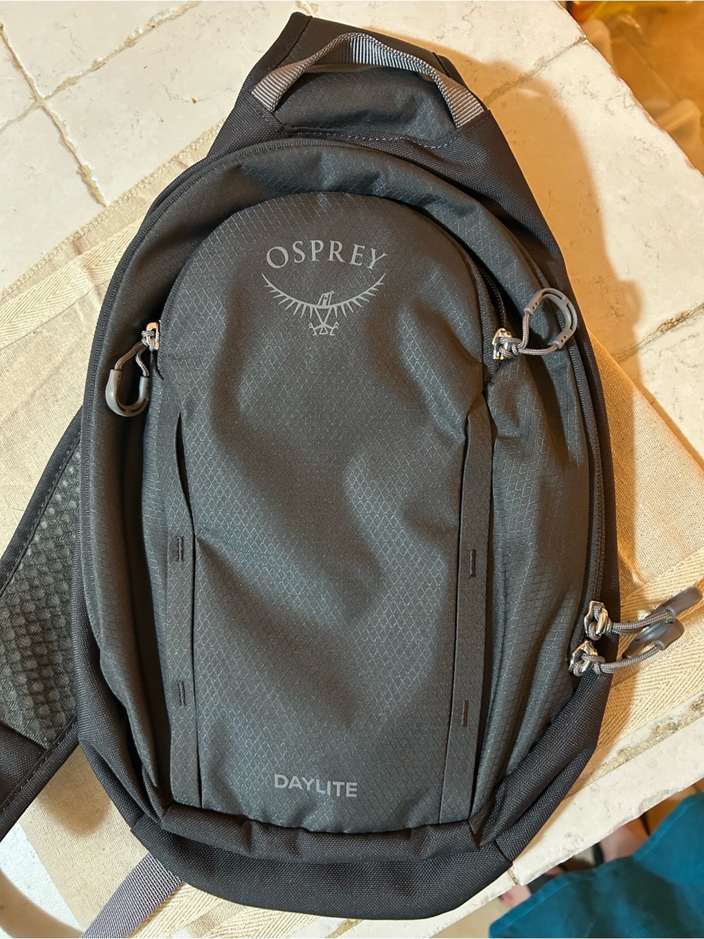 Osprey Daylite Shoulder Sling Bag - Crossbody Backpack for Everyday Wear